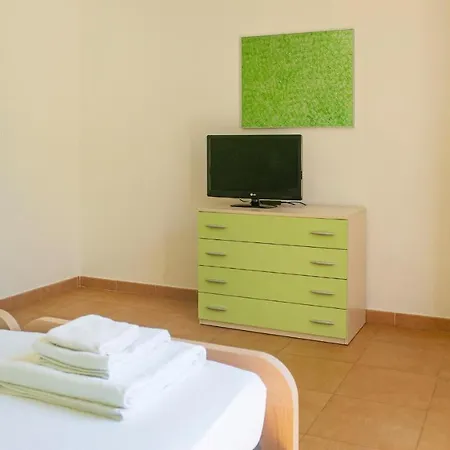Welcomely - Country Olivar